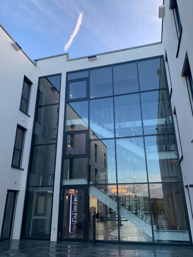 Intergroup Business & Design Hotel Ingolstadt Kosching Exterior photo